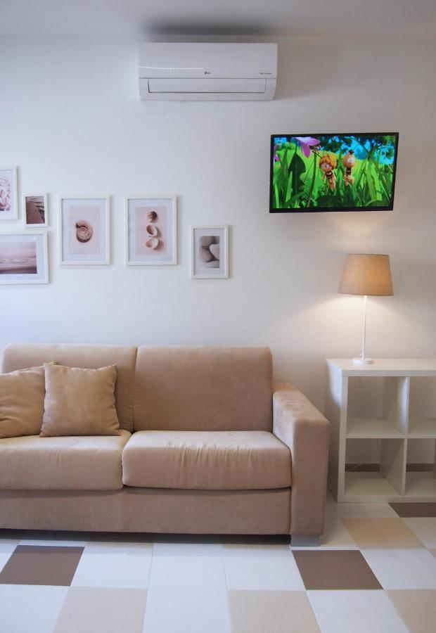 Le Rose Beach & Suites Appartamenti Fronte Mare A Villarosa Martinsicuro Luaran gambar