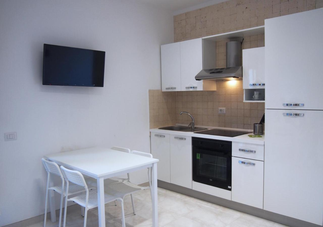 Le Rose Beach & Suites Appartamenti Fronte Mare A Villarosa Martinsicuro Luaran gambar