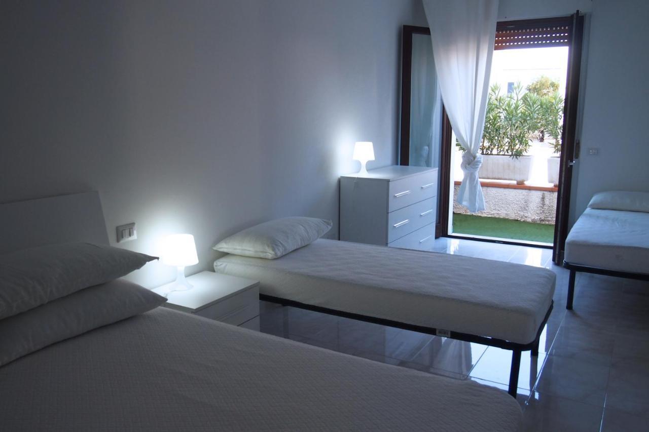 Le Rose Beach & Suites Appartamenti Fronte Mare A Villarosa Martinsicuro Luaran gambar
